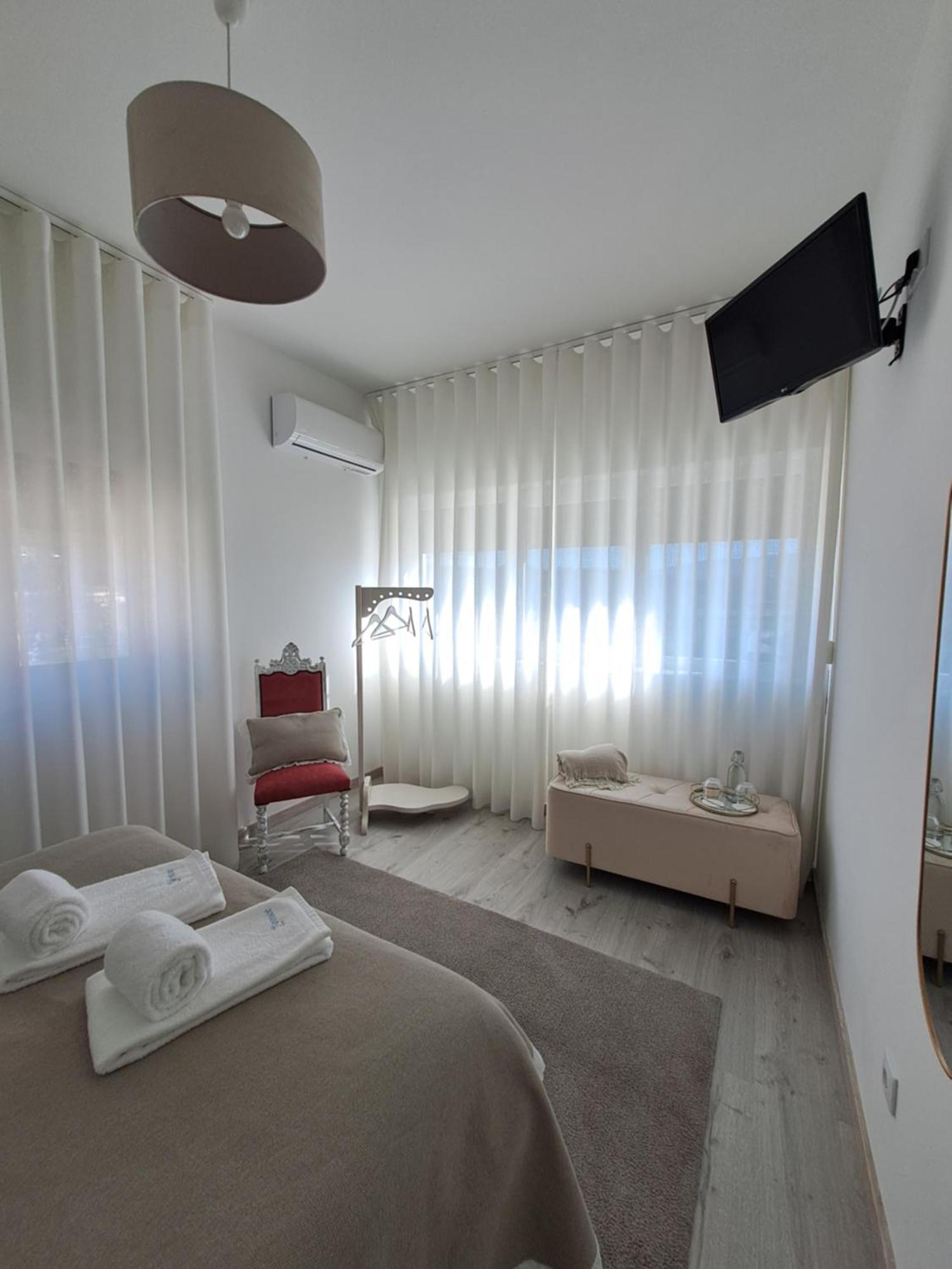 Aroucehostel Луса Экстерьер фото